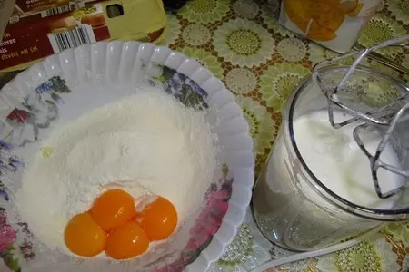 Шоколадный рулет: шаг 1