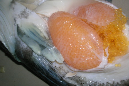 Запеченная рыба ( ледяная) с укропно-томатным соусом: шаг 2