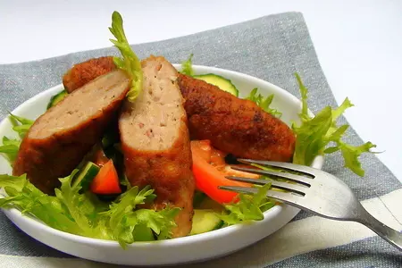 Мясные пальчики в ароматной панировке. мясные сигары из рубленого мяса.: шаг 11