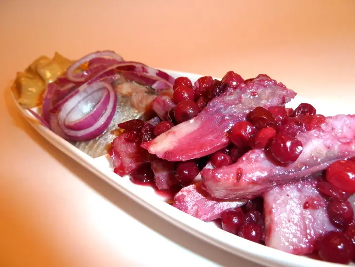 Селедка на любой вкус ( и тебе горчичная, и тебе клюквенная): шаг 7