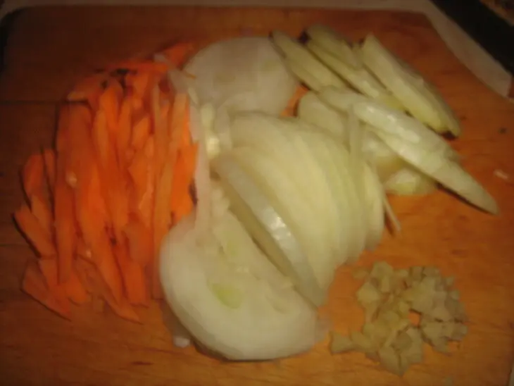 Мясо тушёное с картошкой.: шаг 2