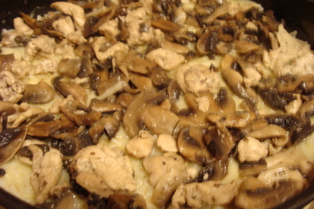 Запеканка макаронная с грибами, куриным филе в сырном соусе.: шаг 5