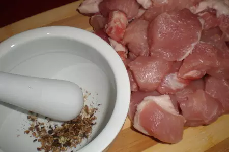 Свинина с рисом и ананасом: шаг 2