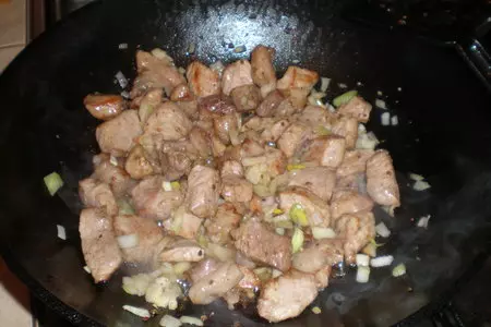 Свинина с рисом и ананасом: шаг 3