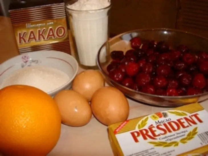 Двойной кекс с вишней: шаг 1