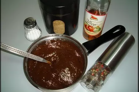 Митлоф (мясной хлеб) с паприкой и двумя соусами.: шаг 20