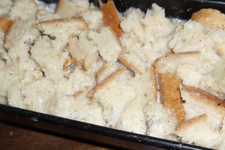 Запеканка из хлеба с ананасом и грецкими орехами: шаг 5