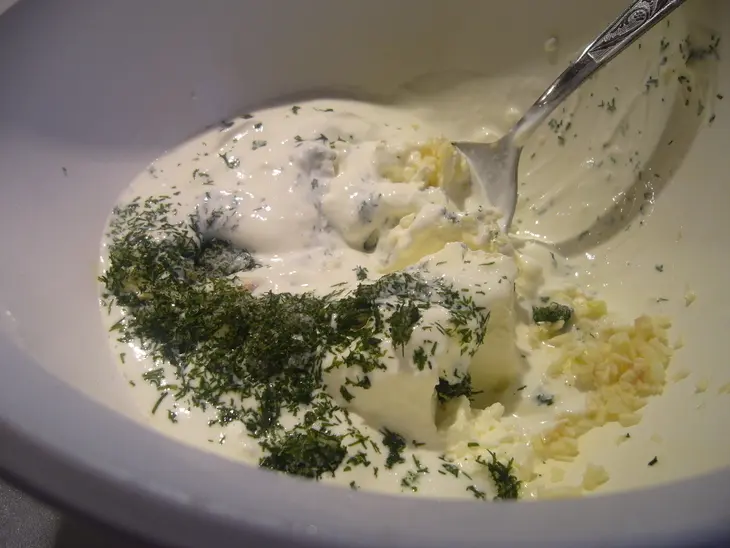 Schmelzkartoffeln („тающий“ картофель с беконом и жареным луком): шаг 4