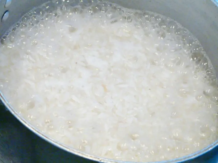 Запеканка из мясного фарша и квашеной капусты.: шаг 2