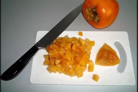 Запеканка из хурмы и творога.: шаг 2