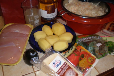 Запеканка из квашеной капусты с курицей и картофелем: шаг 1