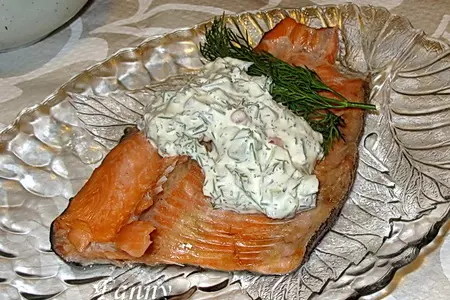 Паровая форель с соусом из укропа и огурцов: шаг 5