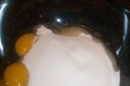 Творожные маффины с клубникой и кокосом.: шаг 2