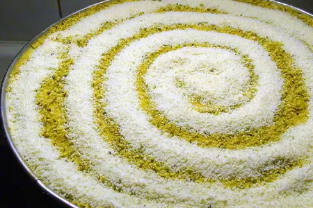 Торт, с клюквенным курдом, сливочно-шоколадным суфле и посыпкой из фисташек. очень эффектный!: шаг 8
