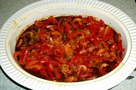 Гуляш с тминными пышками: шаг 6