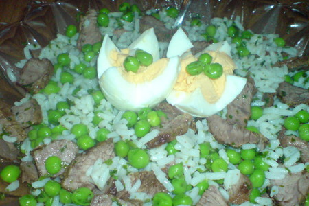 Салат из риса,зелёного горошка и жареной говядины: шаг 9