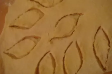Слойки с вишней (быстро быстро слойки:)): шаг 4