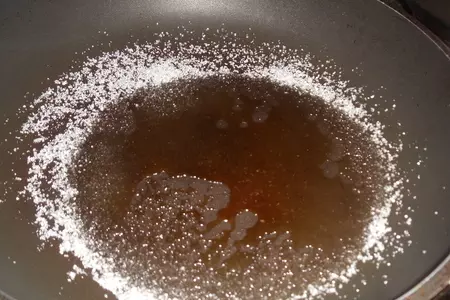Банановый мармелад с глазурью и орехами   (борьба с "урожаем"): шаг 2