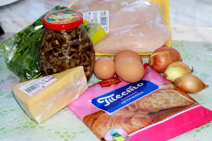 Грибы с курицей и сыром: шаг 1