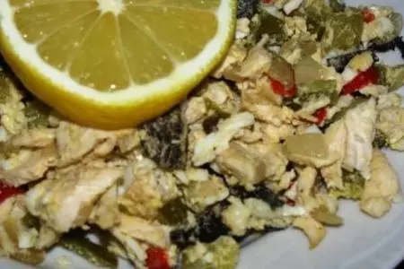 Салат беловежский с курицей: шаг 1