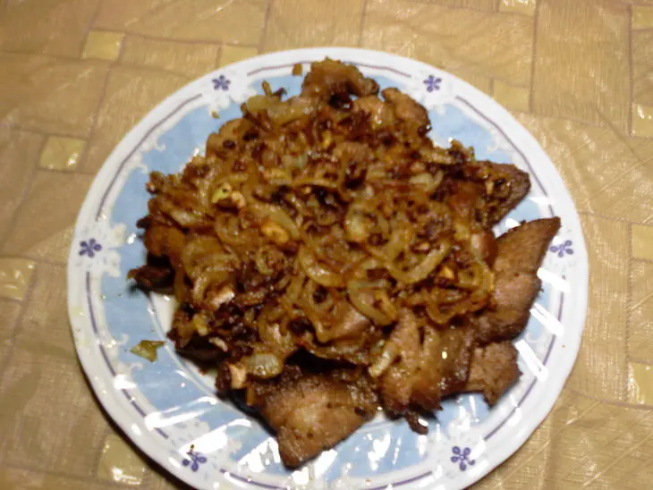Свинина с луком в соевом соусе, очень быстро, и очень вкусно: шаг 5