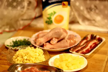 Куриные голени фаршированные, с беконом: шаг 1