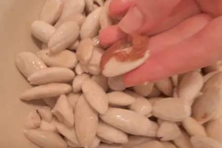 Итальянский пирог "сбризолона" ( один из самых быстрых и орехово-вкусных пирогов): шаг 1