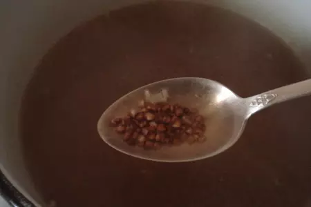 Гречневый суп с картофельными клёцками и шампиньонами: шаг 4