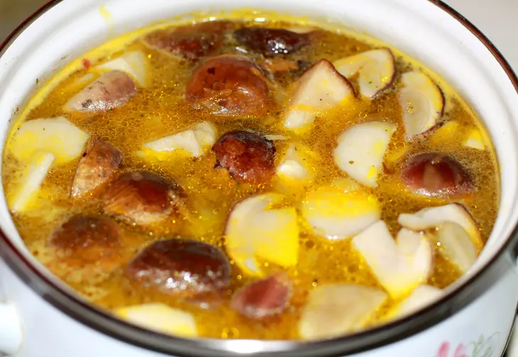 Грибной супчик с рисом и яйцом.: шаг 4