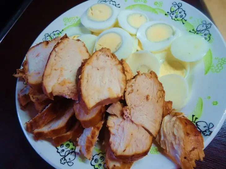Картофельный салат с поджаристой куриной грудкой: шаг 7