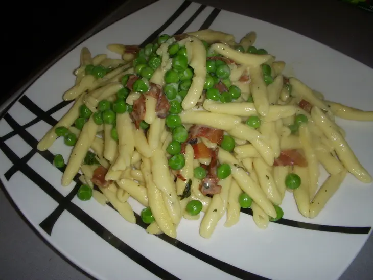 Паста джигли c зелёным горошком и соусом карбонара: шаг 11