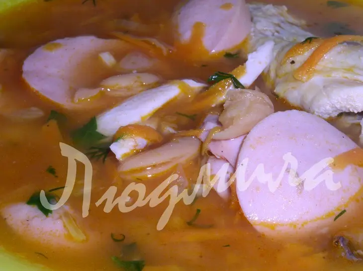 Куриный суп с фасолью и сардельками: шаг 1