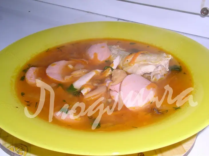 Куриный суп с фасолью и сардельками: шаг 2