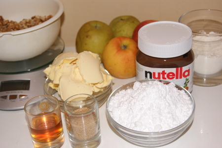 "милопита"-яблочный пирог с шоколадной пастой: шаг 1