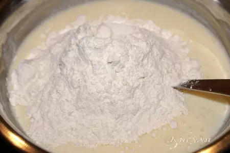 Творожные маффины с маринованными сливами: шаг 2