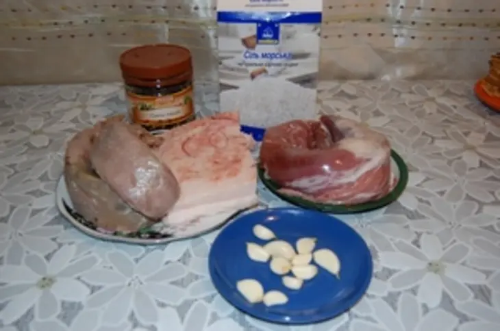 Мясной рулет с языком: шаг 1