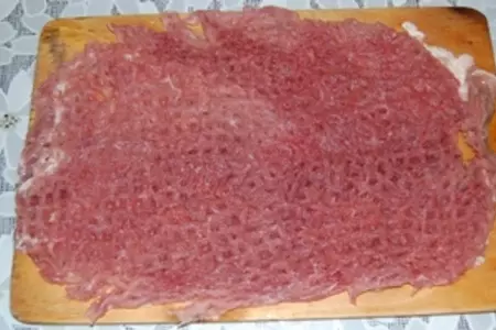 Мясной рулет с языком: шаг 4
