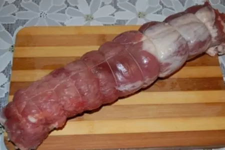Мясной рулет с языком: шаг 8