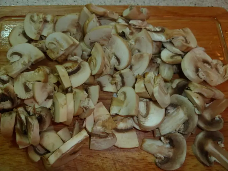 Фузилли с курицей и грибами в соусе с гарам масалой: шаг 2