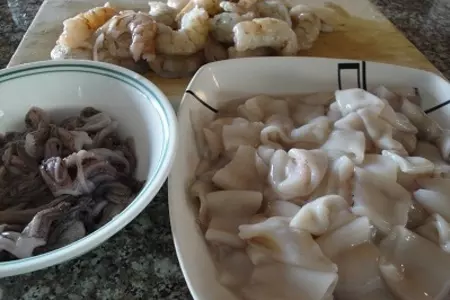 Кокосовый суп с креветками и кальмаром: шаг 6