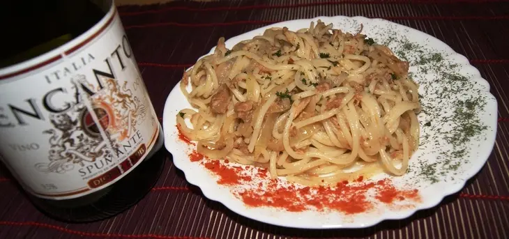 Spaghetti con tonno: шаг 10