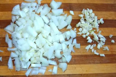 Салат из грибов муэр с яйцом.: шаг 3