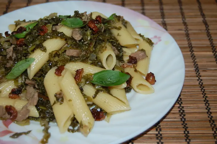 Паста с утиной ножкой, савойской капустой и белым вином: шаг 12