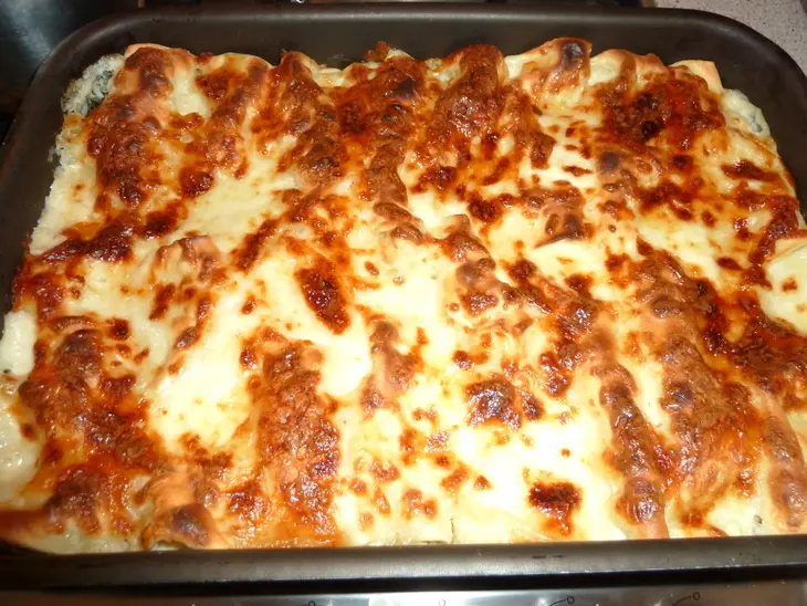 Маникотти ( каннеллони) с курицей, болгарским перцем и тремя видами сыра: шаг 16