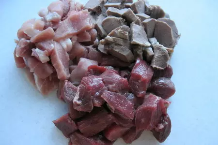 Мясное ассорти в горшочке: шаг 2