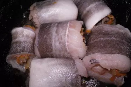 Рулетики из рыбы с овощами (дуэль.влк): шаг 7