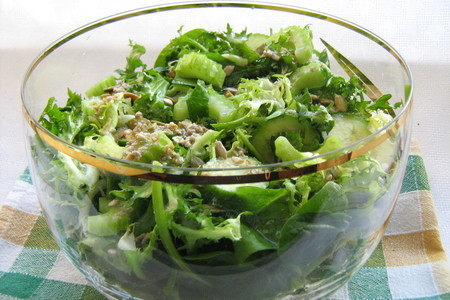 Салат из зеленых овощей « изумруд » ( влк): шаг 6