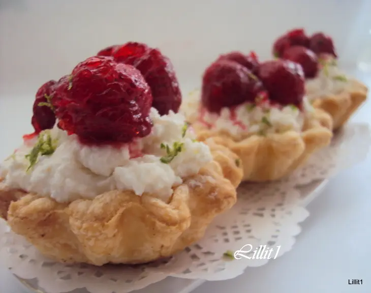 Корзиночки с творожным кремом и клубникой: шаг 9