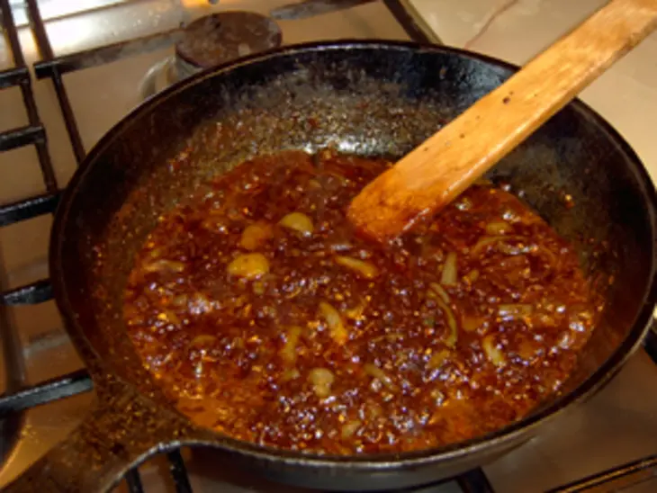 Куриные бедрышки под шоколадным соусом: шаг 4