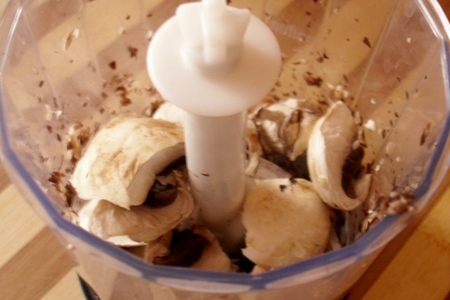 Утиная грудка со шпинатом и грибами, запечённая в слоёном тесте: шаг 1